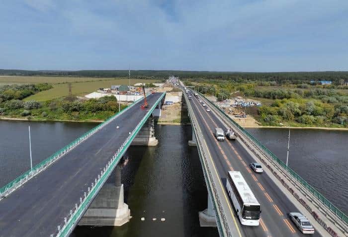 Движение по мосту через Оку под Серпуховом откроют до конца 2025 года